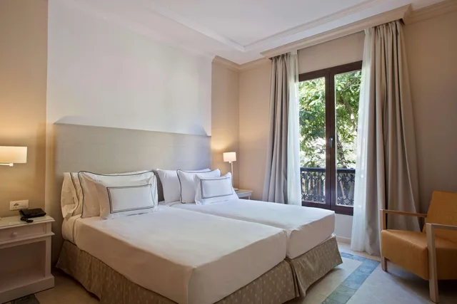 جناح، Melia Villaitana 6/10