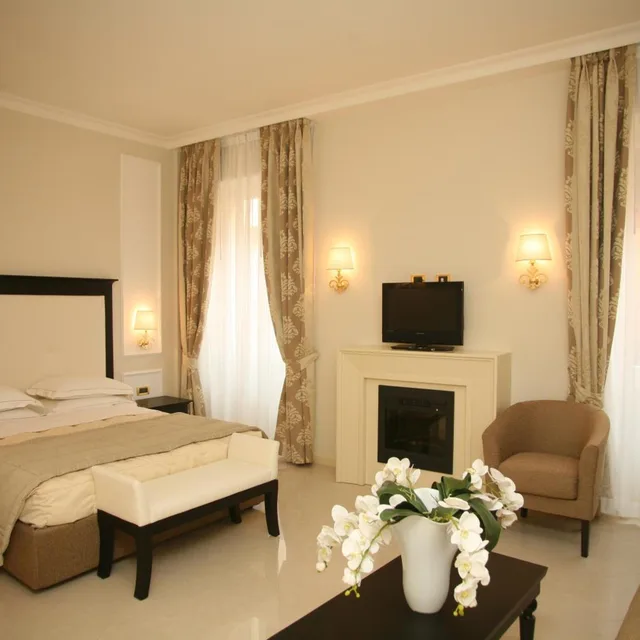 غرفة ديلوكس بسرير مزدوج أو سريرين منفصلين بإطلالة على المدينة، Hotel Miramare and Spa 3/5