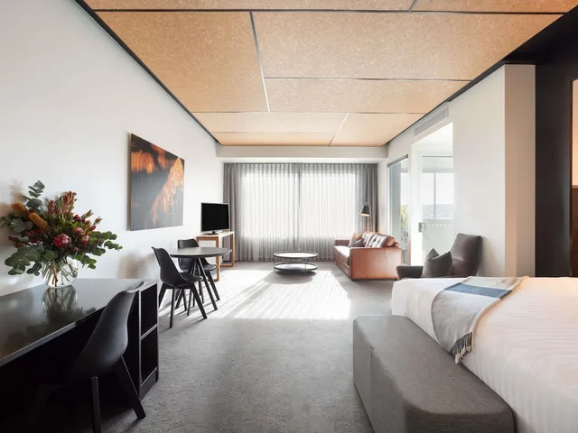 Tamar River, Suite, King Bed، Peppers Silo Launceston 3/6