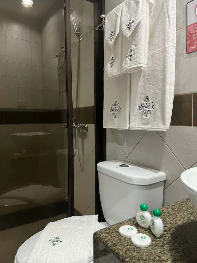 غرفة قياسية بسرير كوين، Subic Residencias 8/8