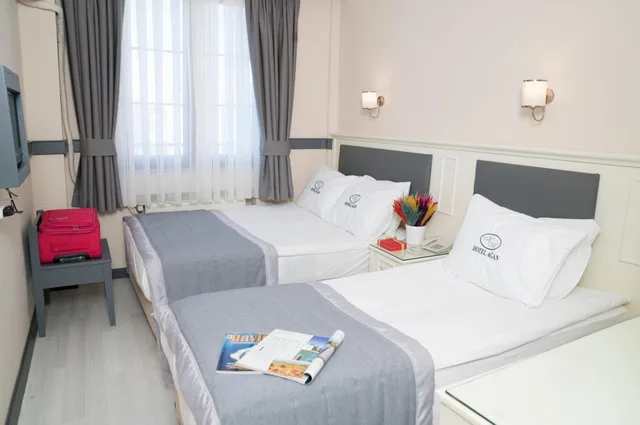 غرفة قياسية ثلاثية بثلاثة أسرّة، Hotel Agan 3/10