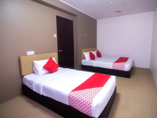 غرفة سوبيريور عائلية، Hua Kuok Inn 1/3