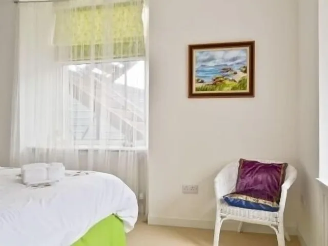 شقة سوبيريور بسريرين منفصلين بغرفتي نوم مع أريكة، Crieff Armoury Luxury Self Catering Apartment 4/10