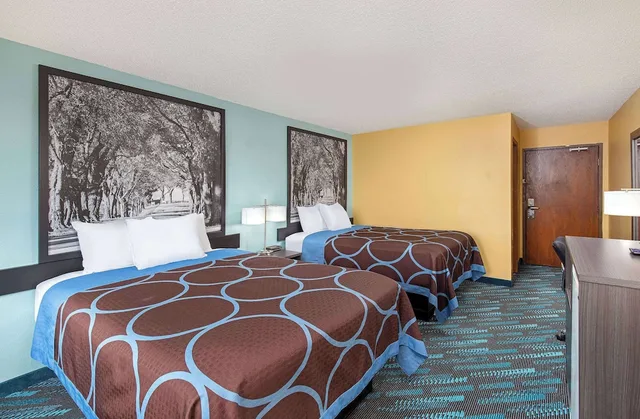 غرفة قياسية بسريرين كوين، Super 8 by Wyndham Somerset 2/5