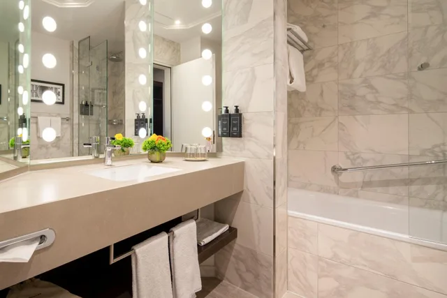 Junior Suite, Cerretani Hotel Firenze - MGallery Collection 9/10