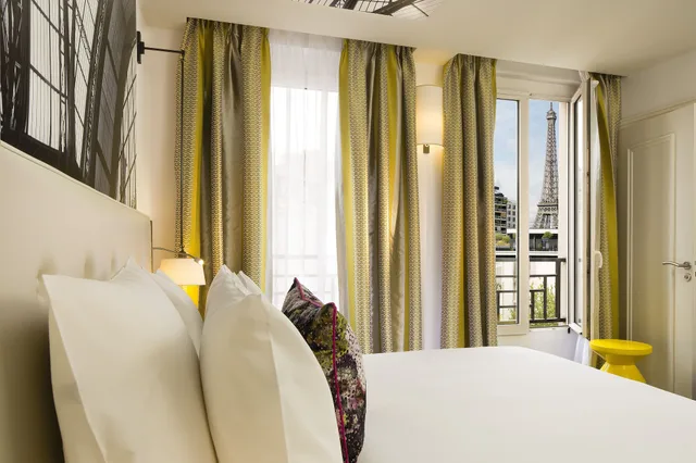 غرفة بسرير كوين، Hotel Gustave 3/8