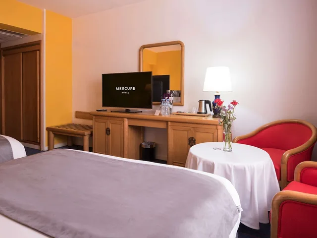غرفة سوبيريور بسريرين منفصلين، Mercure Alger Aeroport 6/8