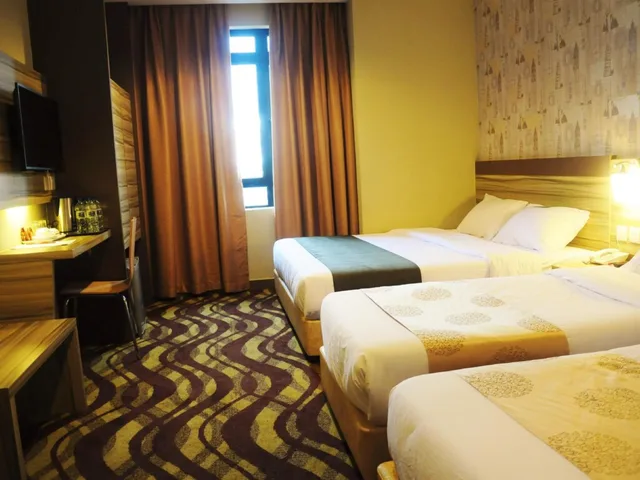 غرفة ديلوكس عائلية بسريرين منفصلين، Hotel Zamburger Victory City 1/1