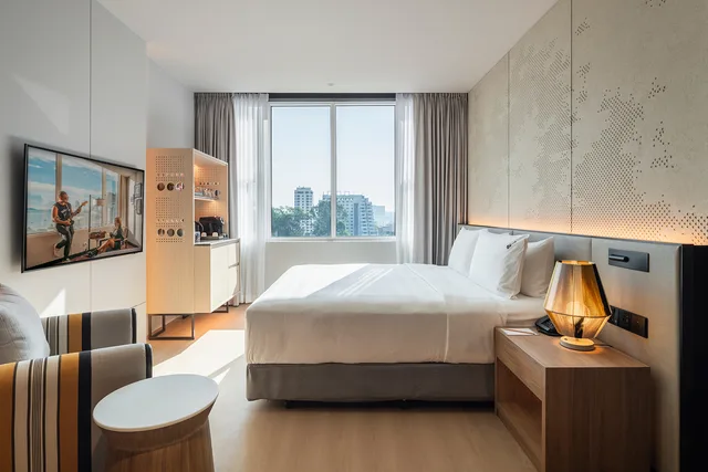 Royal, Rock, City View, Hard Rock Hotel Pattaya 6/10