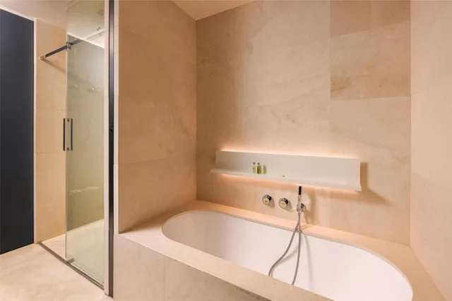 Twin Guestroom، Hilton Lake Como 11/16