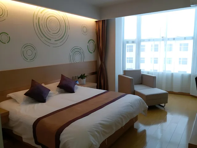 غرفة بسرير كوين، GreenTree Inn Changzhi Lucheng City Zhonghua Street Hotel 1/1