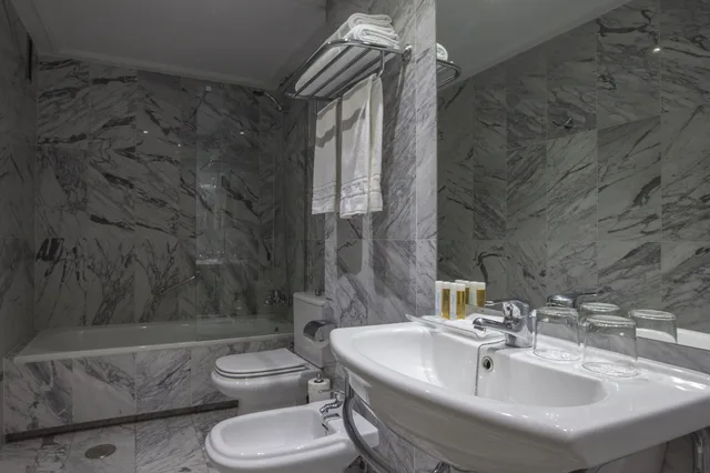 غرفة قياسية ثلاثية بثلاثة أسرّة، Hotel Porcel Torre Garden 6/7