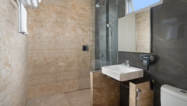 3 Bedrooms, Sunshine, Pavilion, 3 King Beds، Grand Sunshine Resort and Convention 8/10