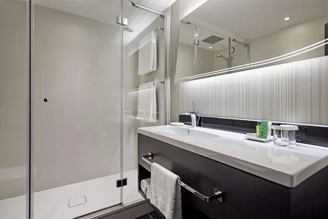 غرفة بسرير مزدوج، Hilton London Heathrow Airport 6/6