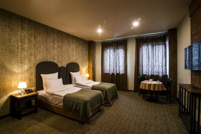 غرفة ديلوكس بسرير مزدوج أو سريرين منفصلين، Apricot Hotel Yerevan 2/7