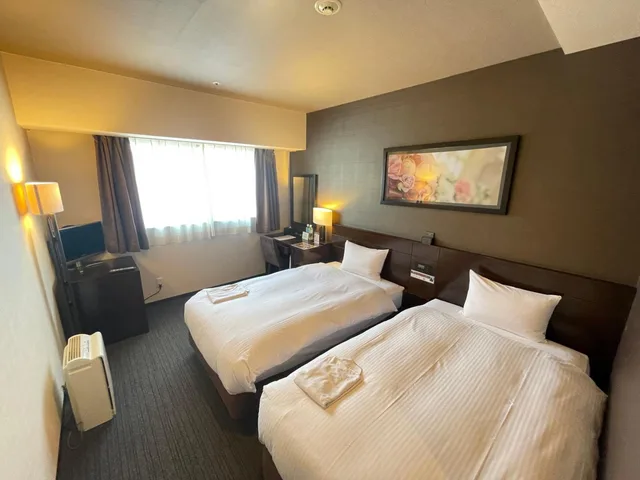 Room, Twin Beds, Laguna Suite Hotel Wedding Shin Yokohama 2/2