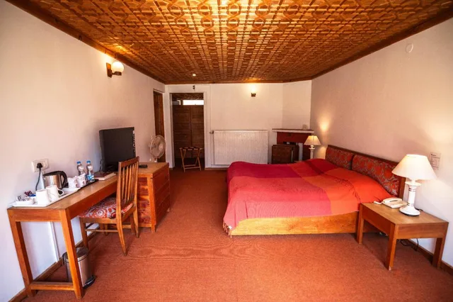 غرفة ديلوكس بسرير كوين، PAHALGAM HOTEL 5/7