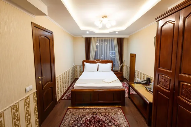 غرفة فاخرة بغرفتي نوم، Salut Hotel Almaty 1/3