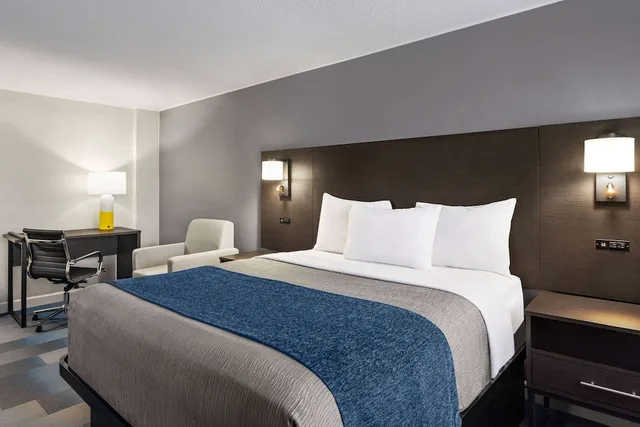 1 Queen Bed Non-Smoking, Micfridge، Motel6 Chillicothe, MO 2/5