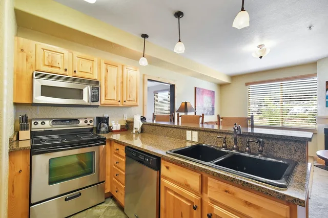 1 Bedroom, Condo, Silver, Lodge, 2 Queen Beds, Silverado Lodge 4/4