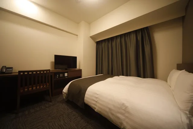 غرفة بسرير مزدوج للمدخنين، Dormy Inn Oita 3/7