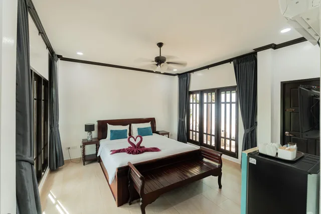 Deluxe, Bungalow, Beach Front, Baan Faa Talaychan Resort 1/1