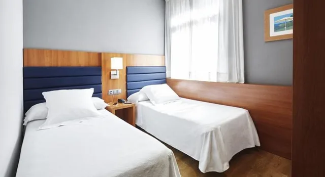 غرفة قياسية بسرير مزدوج، Barcelona Century Hotel 1/4