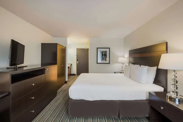 غرفة بسرير كوين، Best Western Alderwood 2/7