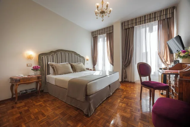 غرفة سوبيريور بسرير كينج، Forum Hotel Rome 2/10