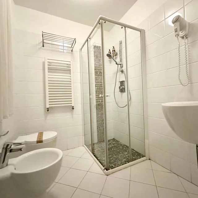 غرفة بسرير مزدوج، HOTEL MIRAMARE 3/4