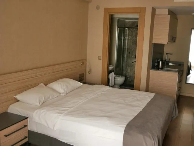 استوديو سوبيريور ثلاثي بسرير كوين، Endless Comfort Hotel Taksim 2/3