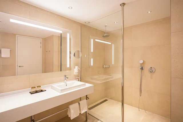 غرفة ديلوكس رباعية بسريرين كينج، Van der Valk Hotel A4 Schiphol 3/4