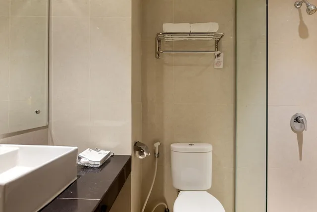غرفة ديلوكس بسرير كينج، Swiss Belinn Gajah Mada 3/3
