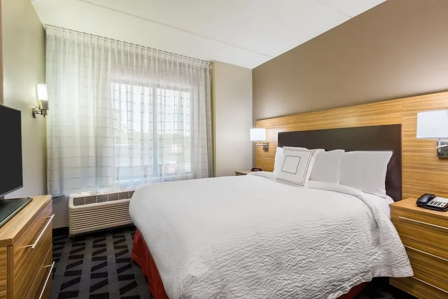 جناح بسريرين كوين بغرفتي نوم، TOWNEPLACE SUITES LATHAM ALBANY AIRPORT 4/10
