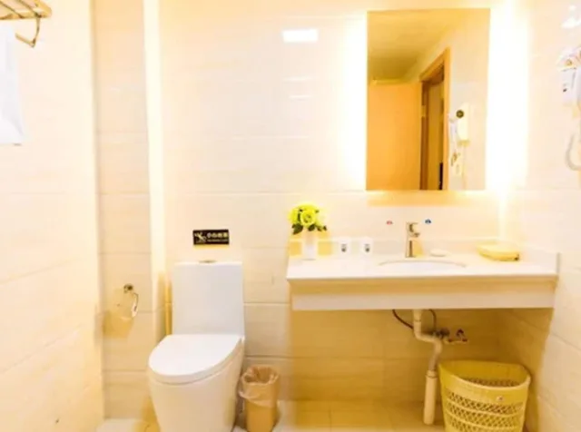 Room, Queen Bed, GREENTREE INN SHANGHAI PUDONG NEW DISTRICT SHENMEI EAST ROAD EXPRESS HOTEL 4/4
