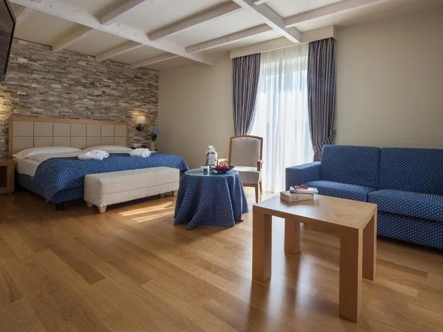 Comfort Junior Suite, Kurhaus Cademario – Adult Only 1/2