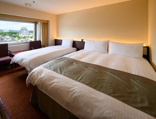 غرفة قياسية بسرير كينج مع سرير إضافي، Fukuyama New Castle Hotel 1/1