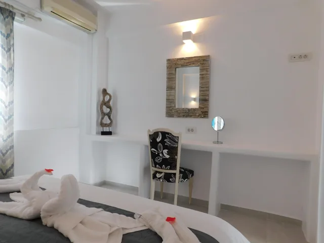 غرفة ديلوكس بشرفة، Nikolas Hotel 1/1