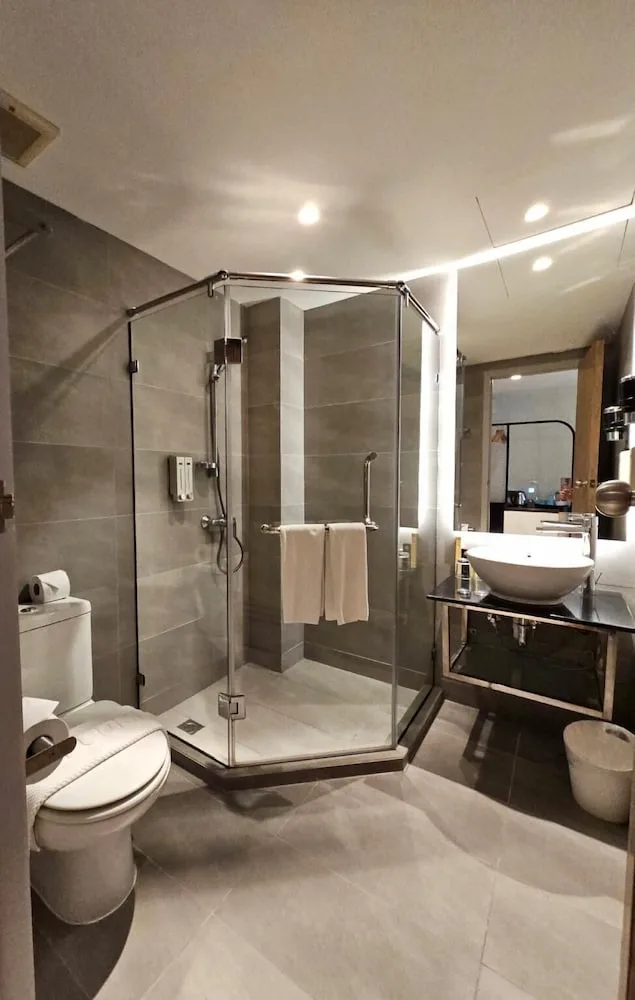 غرفة بريميير بسريرين منفصلين، Hotel Brunei 7/7