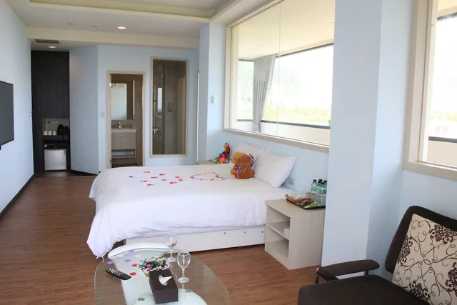 غرفة عائلية بسريرين كوين بشرفة، Starry Inn 4/6