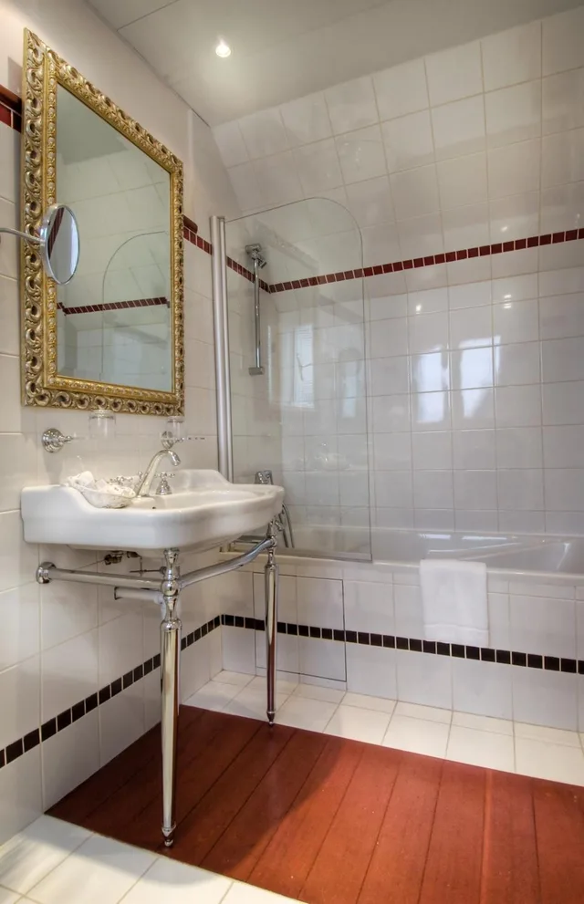 غرفة سوبيريور بسرير كوين، Best Western Premier Trocadero La Tour 6/6