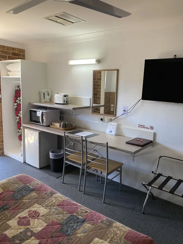 غرفة عائلية بسريرين كوين، Golden Grain Motor Inn 4/10