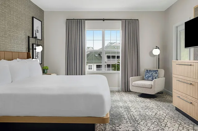 Villa, King Bed, Sheraton Broadway Resort Villas 1/3
