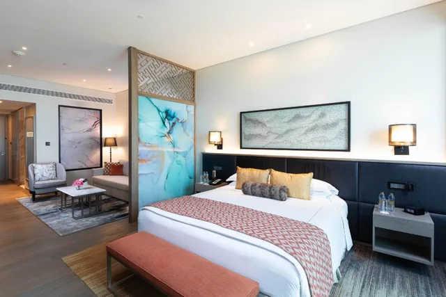 جناح جونيور بإطلالة على ملعب الجولف، Taj Jumeirah Lakes Towers 2/4