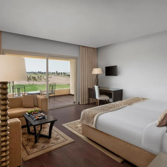 Superior Room Bay or Golf، Steigenberger Makadi- Adults Only (+16) 1/4