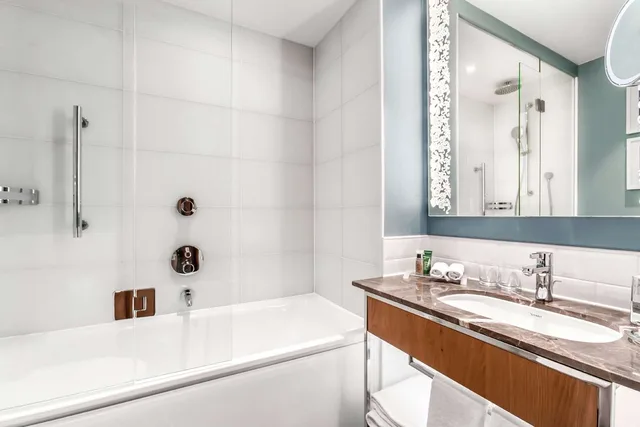 غرفة بسريرين منفصلين، Hilton Rotterdam Hotel 5/6