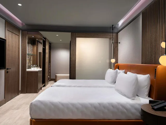 Superior, Twin Beds, City Side، Movenpick Hotel Istanbul Marmara Sea 3/5