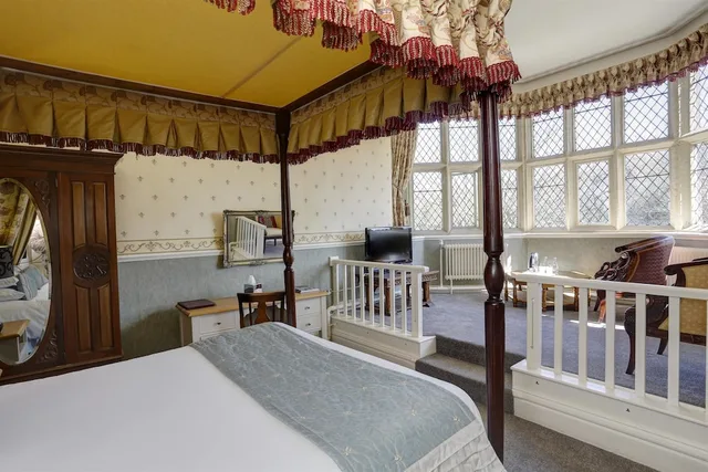 غرفة قياسية بسرير مزدوج، Walworth Castle Hotel, BW Signature Collection 9/10