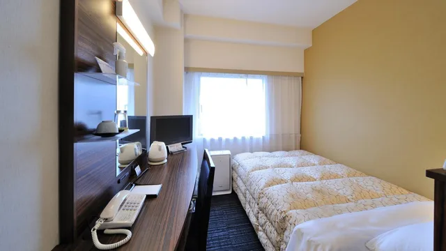 غرفة قياسية مفردة، Toyama Manten Hotel 1/2