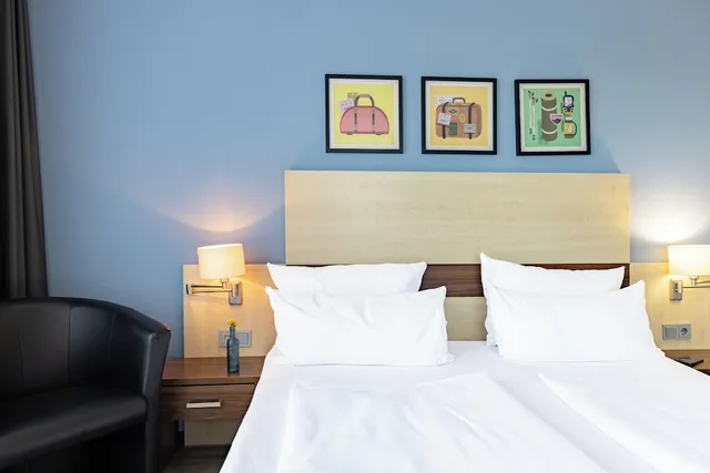 غرفة قياسية بسرير فردي، Hotel Mariella Airport 9/20